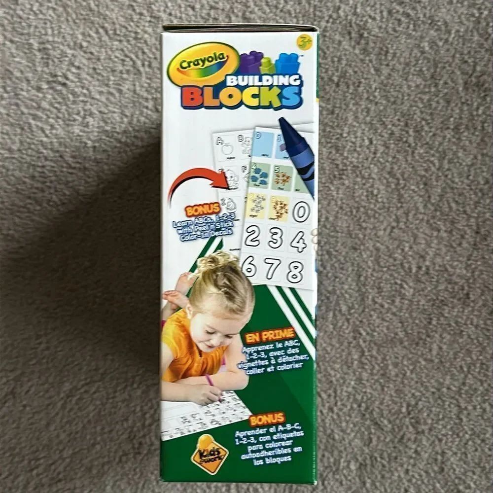 Crayola Building Blocks! - Picture 5 of 6
